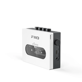 Reproductor de cassette FiiO CP13 en color blanco, con diseño compacto y botón de reproducción visible.