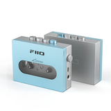 Reproductor de cassette FiiO CP13 en color celeste, con diseño compacto y botones en la parte frontal.